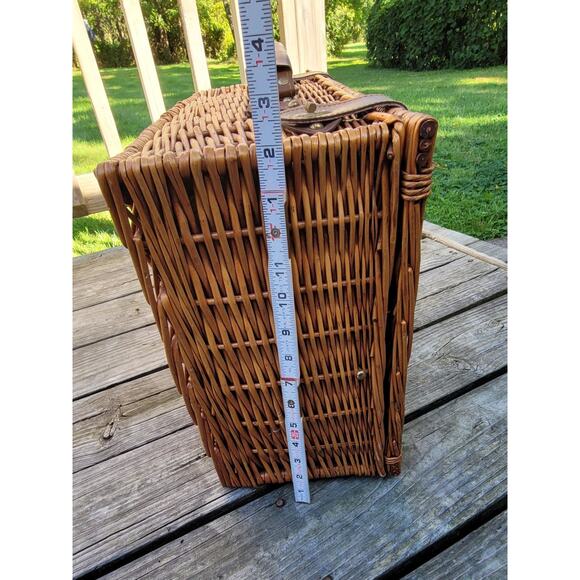 Pier 1 Large XL Wicker Picnic Basket Approx. 19"W x 14"D - Picture 9 of 9